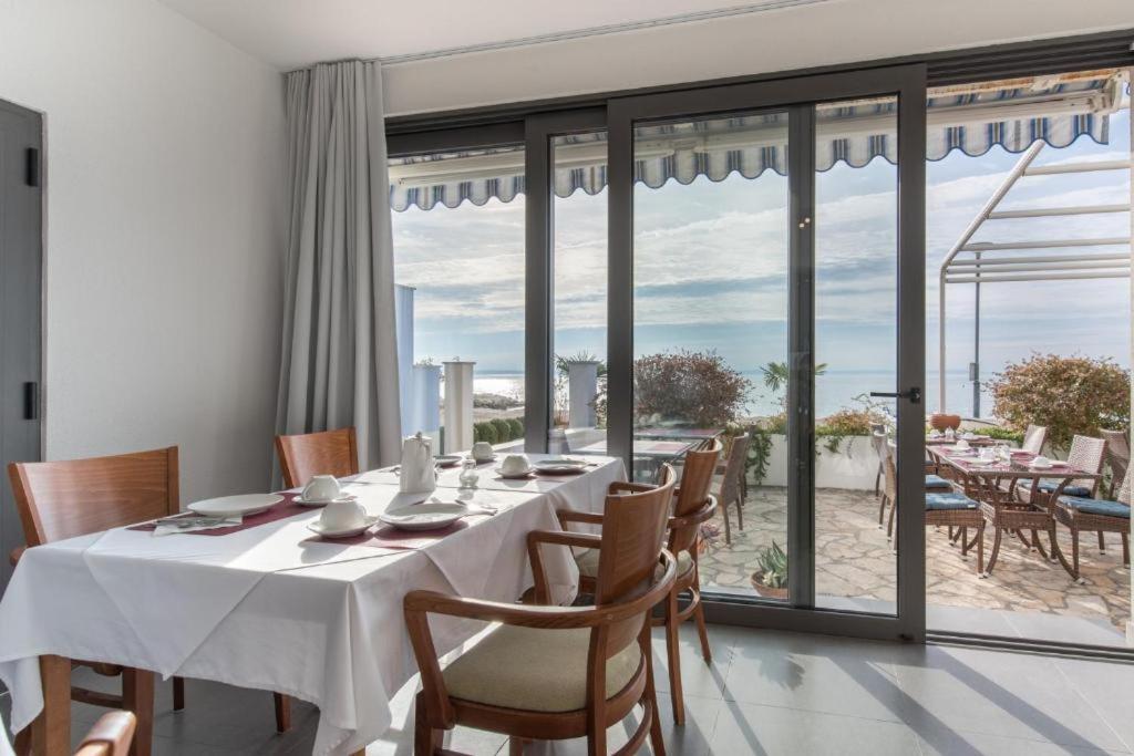 Luxury Rooms Beach Mediteran Podstrana Exteriör bild
